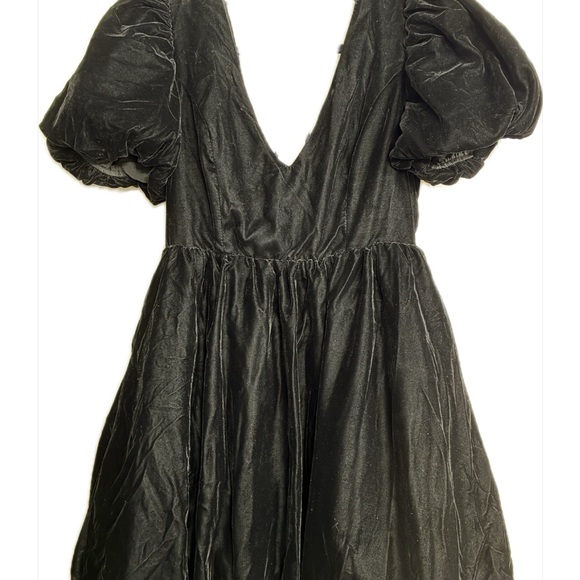 Fashion Nova Always Bubbly Velvet Mini Dress Sz Medium NWT - Picture 3 of 5